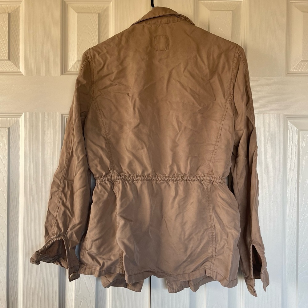 Gap Tan Shacket - image 4